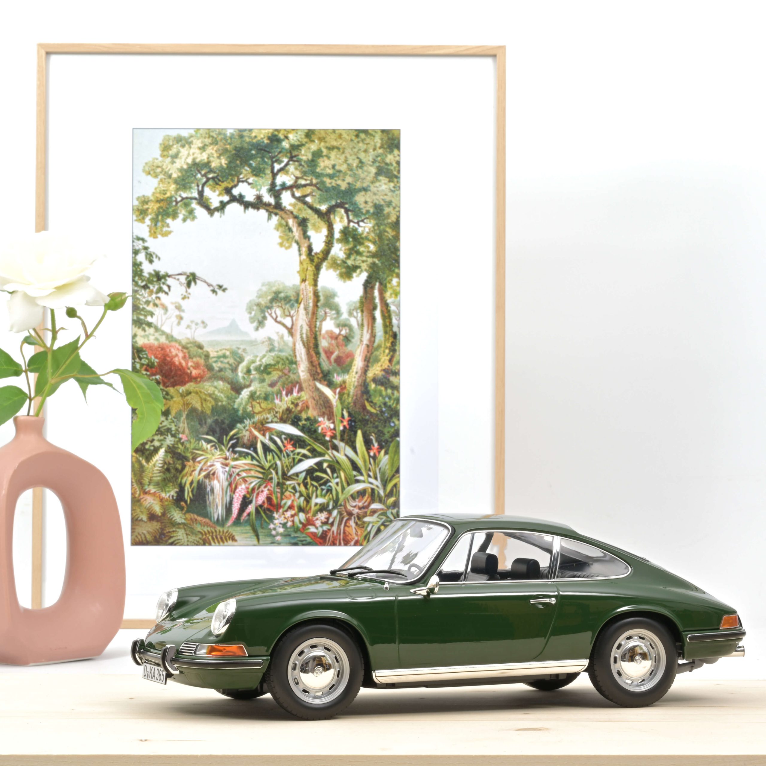 Porsche 911 T 1968 Vert 1/12 - 500pcs