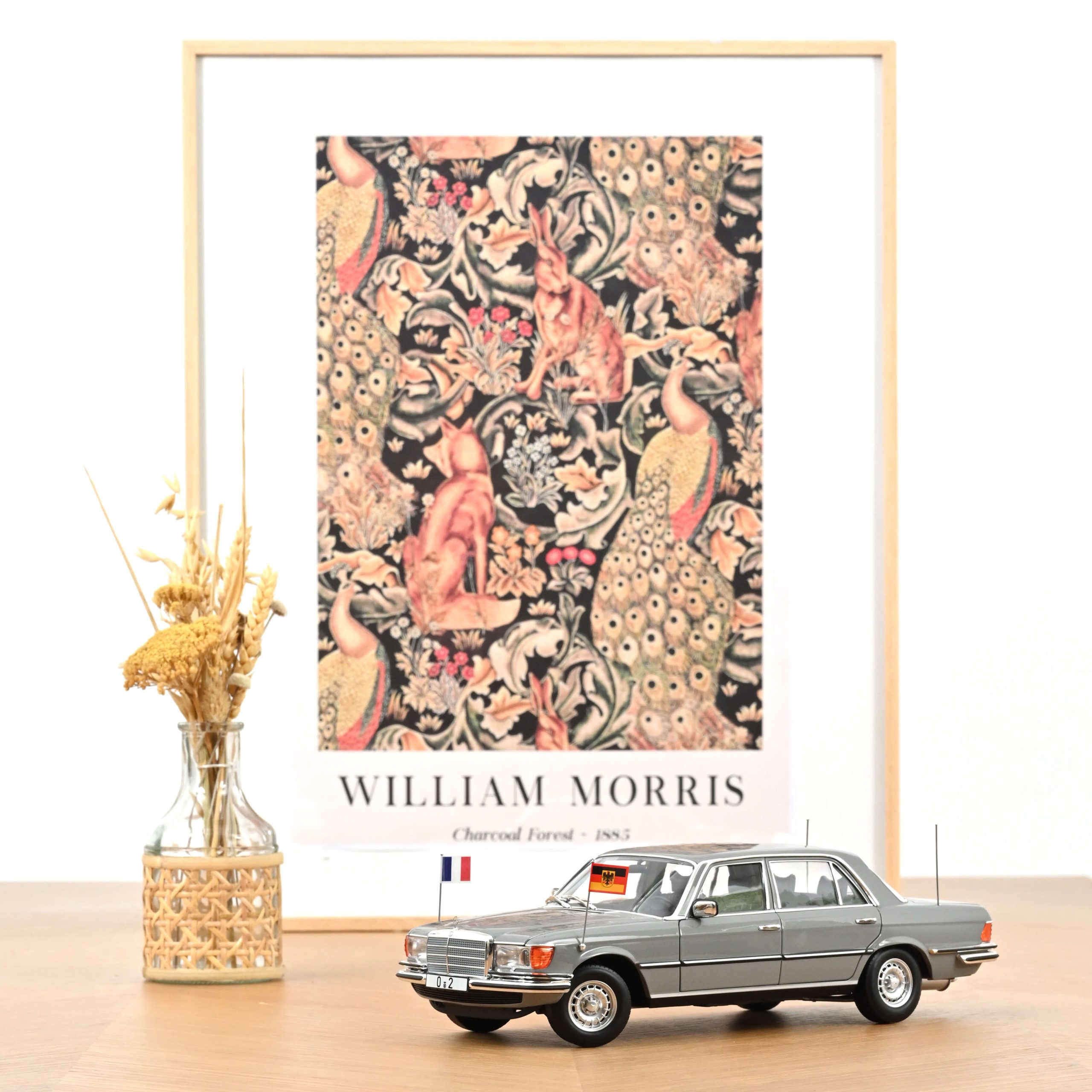 Mercedes-Benz 350 SEL 1976 Helmut Schmidt 1/18 - 300pcs