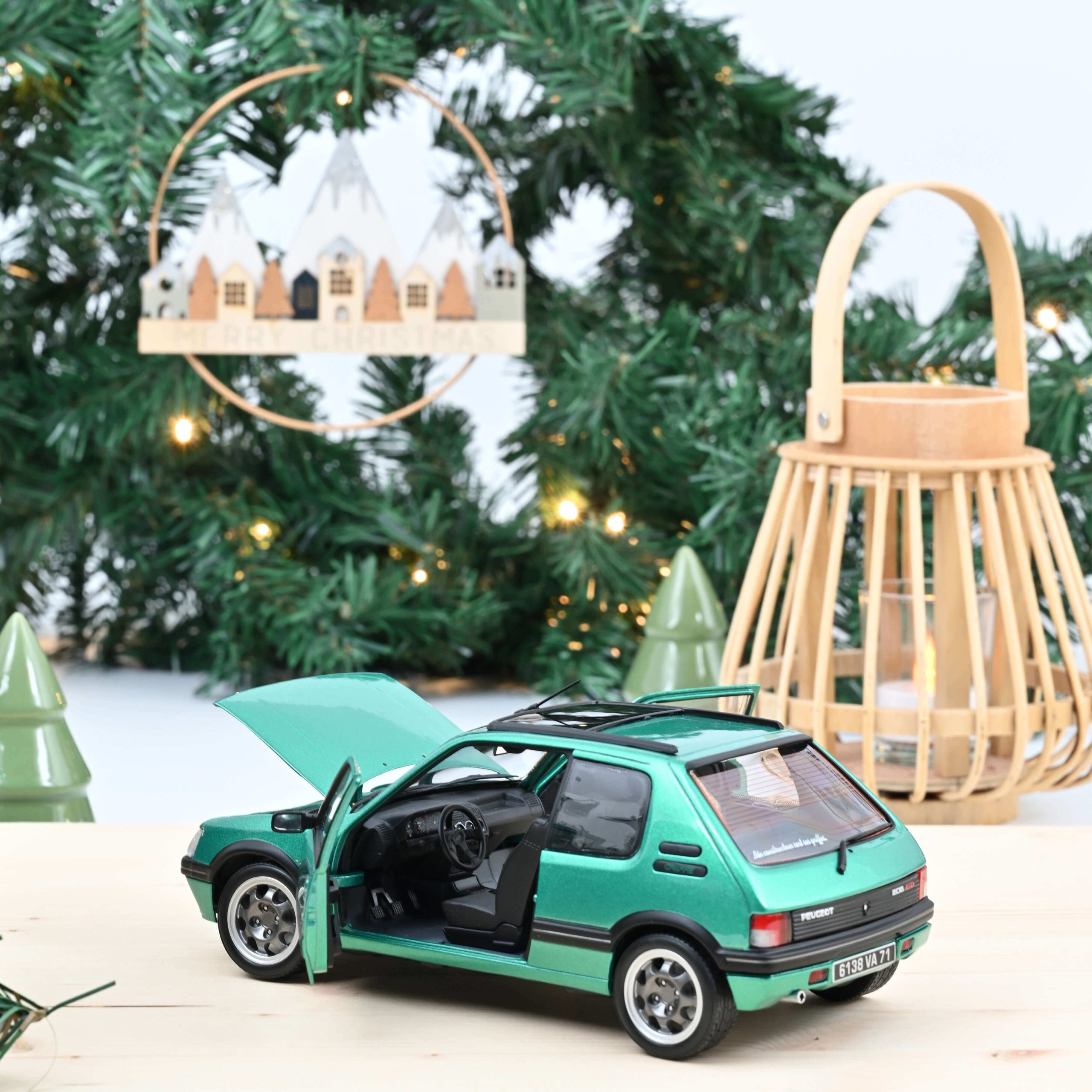 Peugeot 205 GTi Griffe avec toit vitré 1991 Vert 1/18 – Image 2