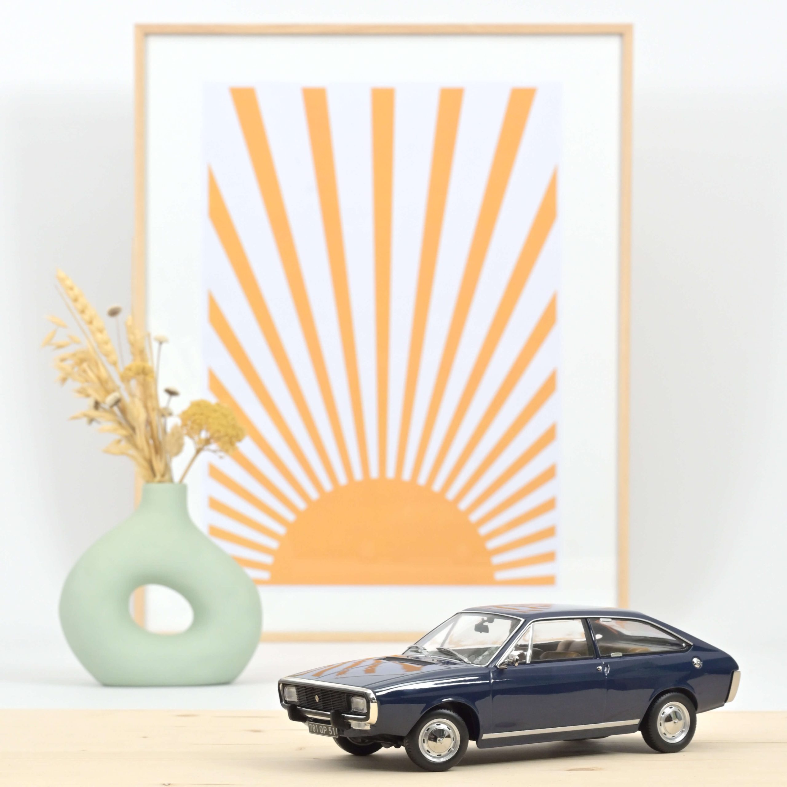 Renault 15 TL 1973 Bleu foncé 1/18 - 300pcs