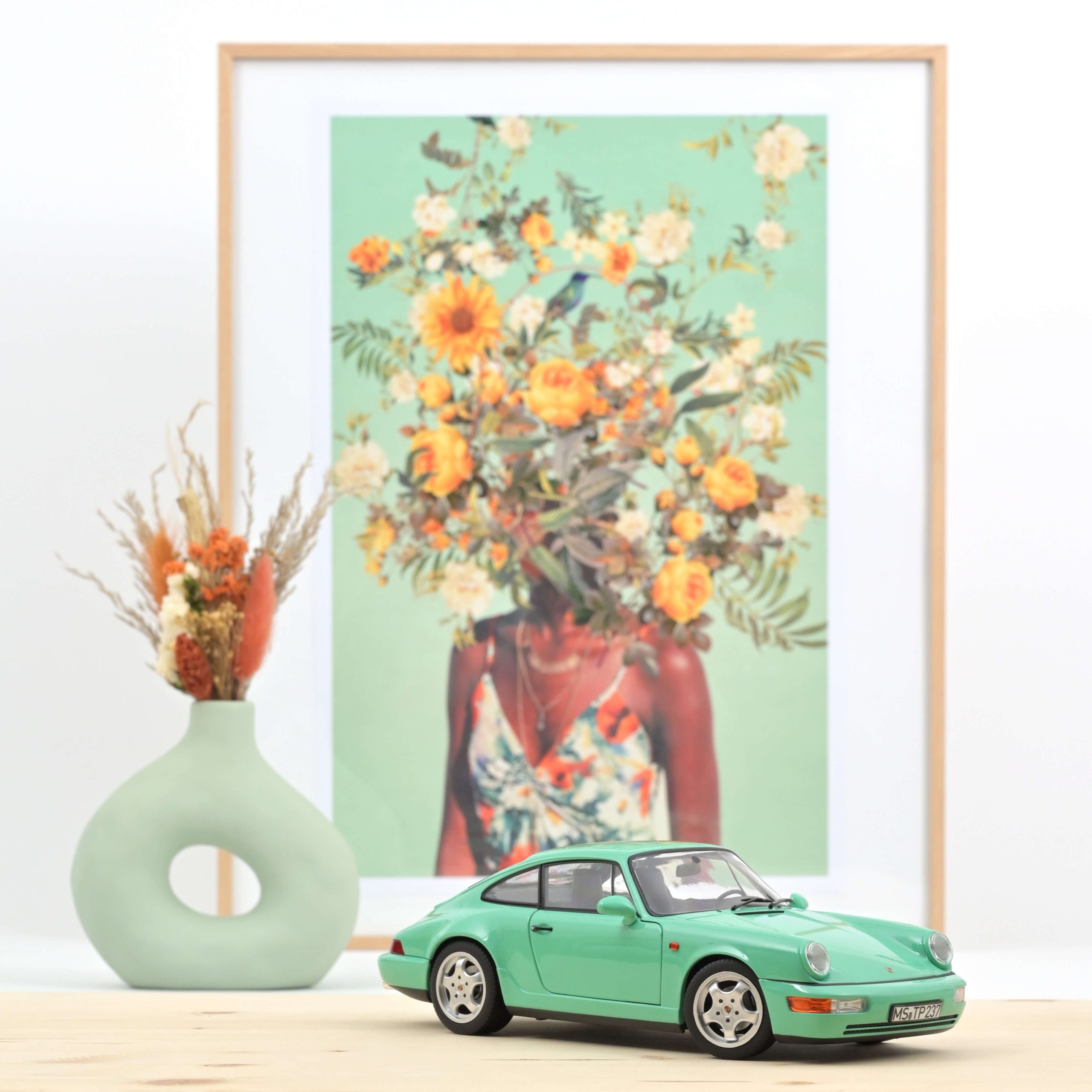 Porsche 911 Carrera 2 1992 Vert Menthe 1/18