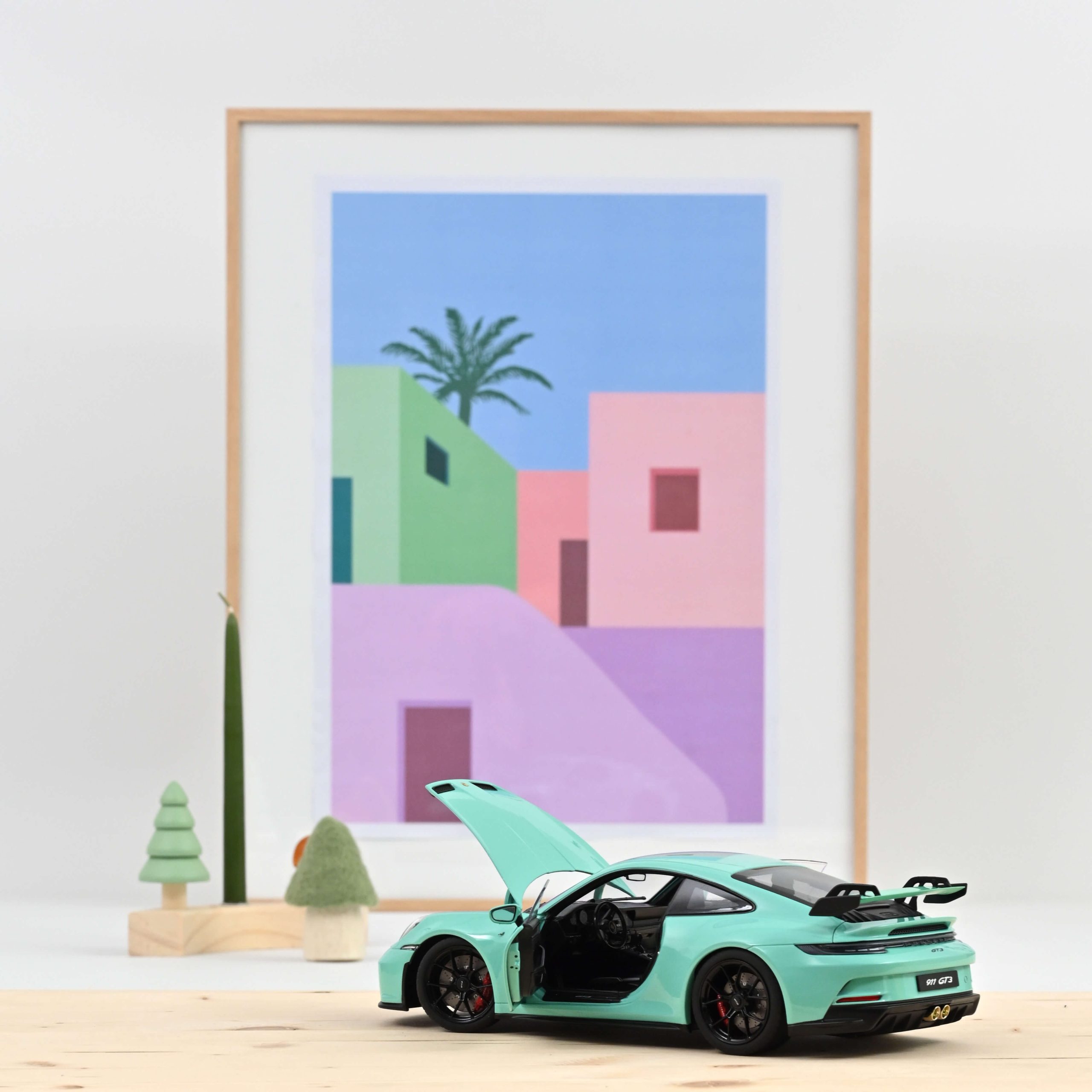 Porsche 911 GT3 2021 Menthe avec roues noires 1/18 – Image 2