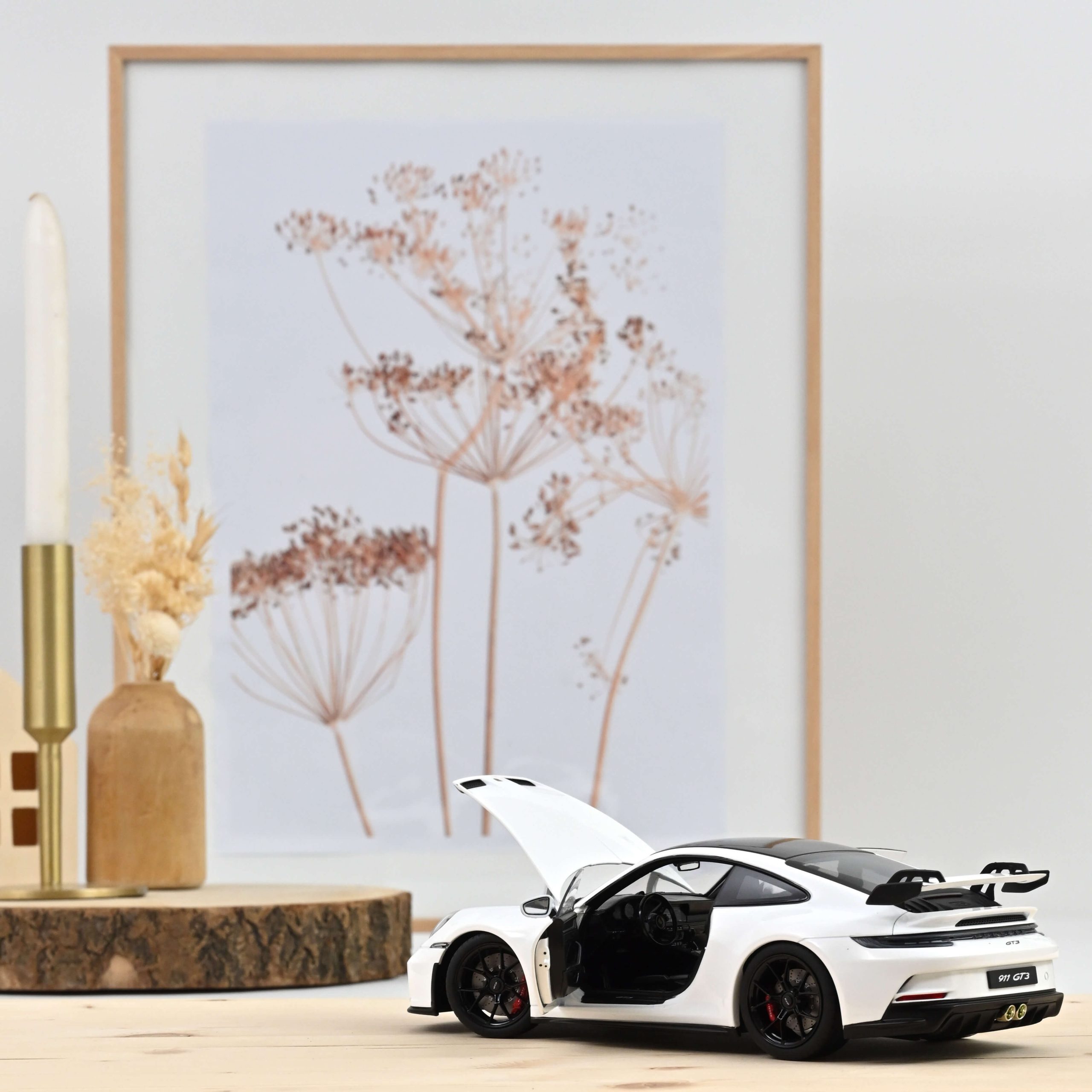 Porsche 911 GT3 2021 Blanc avec toit noir 1/18 – Image 2