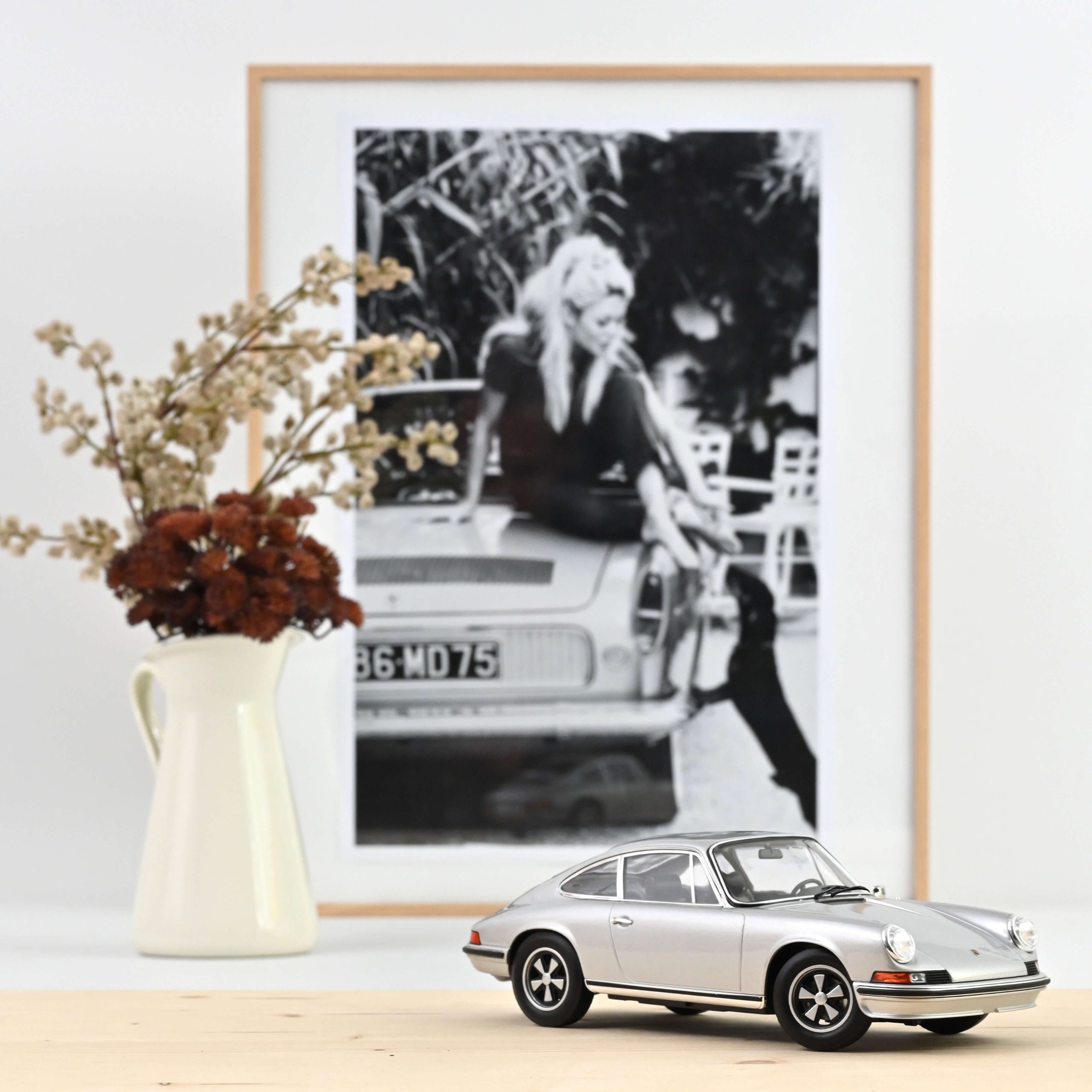 Porsche 911 S 1973 Argent 1/18 - 500pcs