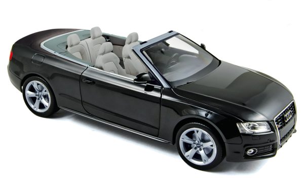Audi A5 Cabriolet 2009 Noir Brillant 1/18