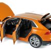 Audi Q8 2018 Orange métallisé 1/18 – Image 2