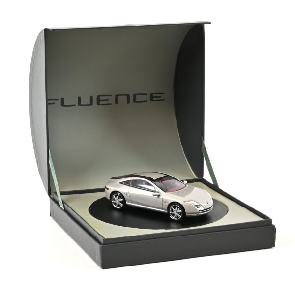 Renault Concept Car Fluence 1/43