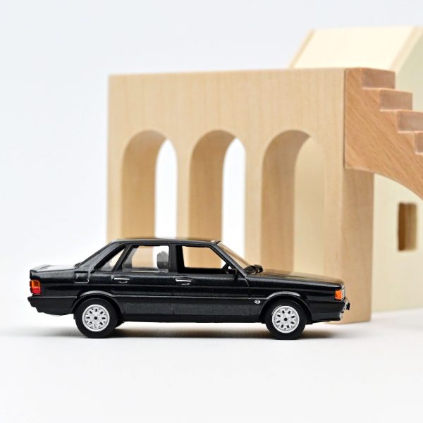 Audi 80 Quattro 1985 Gris foncé métallisé 1/43