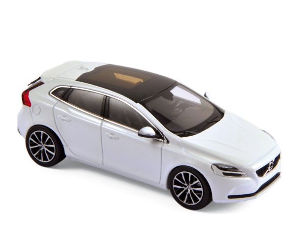 Volvo V40 2016 Blanc cristal métallisé 1/43