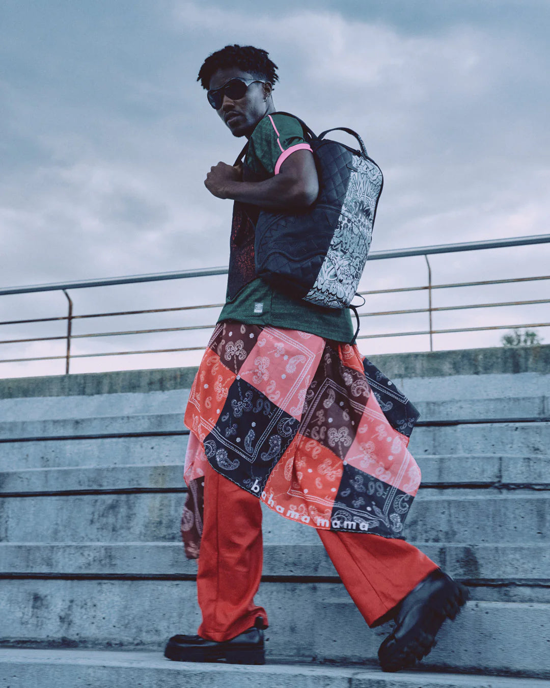 Half Graf Quilt Backpack – Image 6