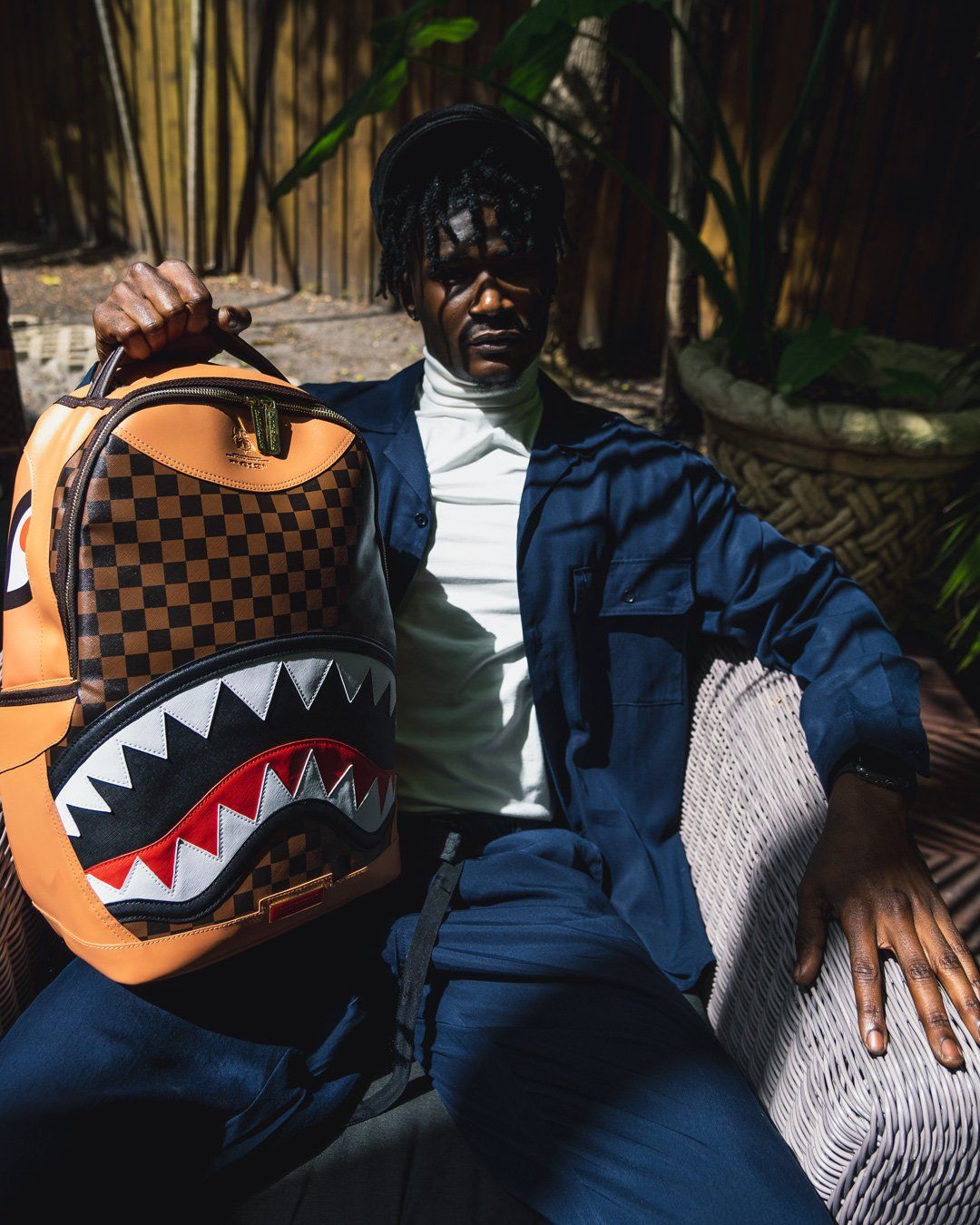 Henny Air To The Throne Backpack (dlxv) – Image 4